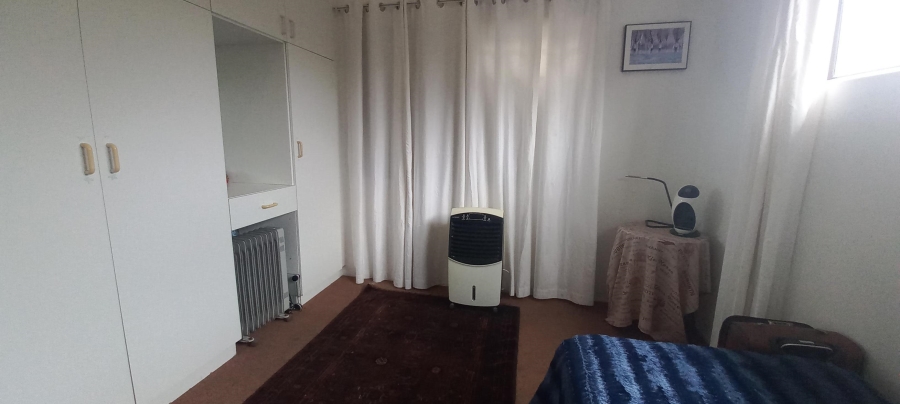 5 Bedroom Property for Sale in Heuningkloof Western Cape